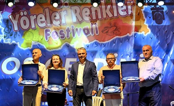 Başkan Uysal ‘Sevgide, Saygıda Tasarruf Yok’ Dedi