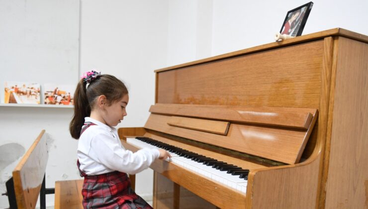 Yetenek Sınavıyla Öğrenci Alan Ortaokullara Başvuru Kılavuzu Yayımlandı