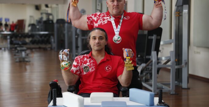 Bağcılar Belediyesi, Bilek Güreşi Dünya Şampiyonası’na Damga Vurdu