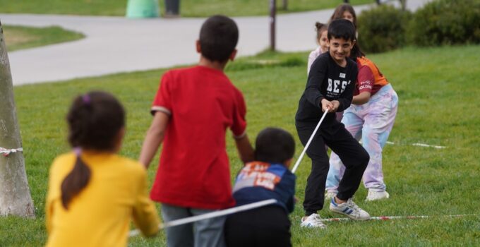 “Benimle Oynar Mısın?” Etkinliğiyle 90’lara Yolculuk