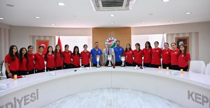 Kepez’den Milli Takıma 13 Hentbolcu