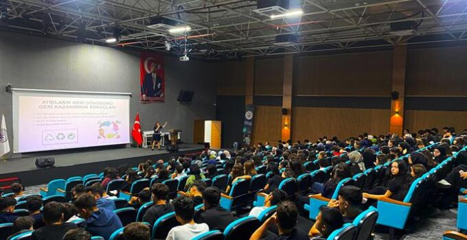Alanya Belediyesi’nden Lise Öğrencilerine Sıfır Atık Ve İklim Değişikliği Eğitimi