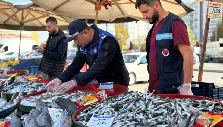 Balık Tezgâhlarına Sincan Belediyesi Zabıta Ekiplerinden Sıkı Denetim