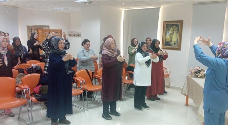 Pursaklar’da Kadınlara Farkındalık ve Aile Okulu Eğitimleri