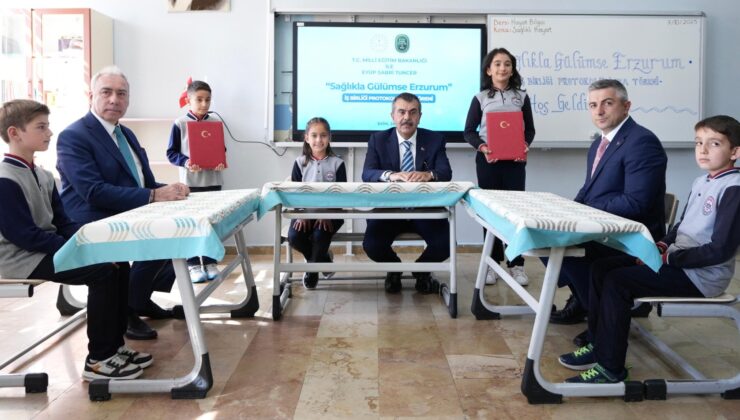 “SAĞLIKLA GÜLÜMSE ERZURUM” İŞ BİRLİĞİ PROTOKOLÜ İMZA TÖRENİ GERÇEKLEŞTİRİLDİ