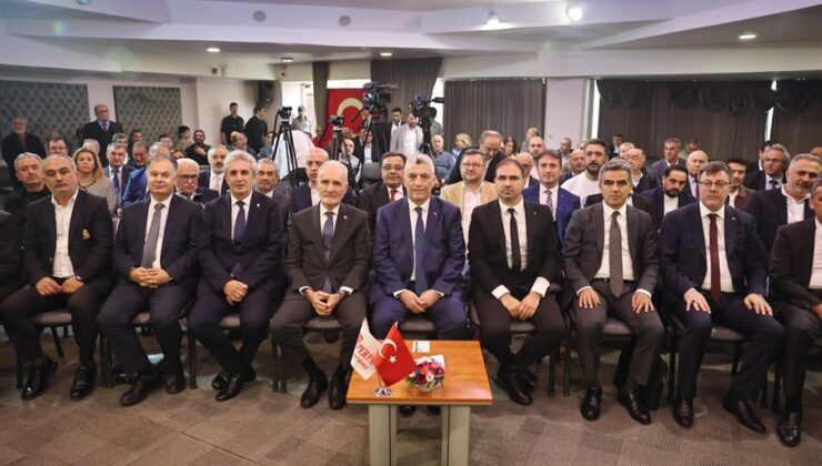 Ticaret Bakanı Ömer Bolat, Perpa Ticaret Merkezi’nde “Ticarette Ahilikten İnovasyona Programı”nda Konuştu