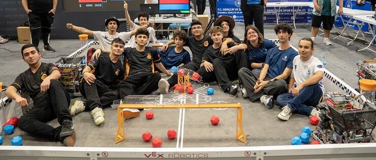 İBBTECH, 41 Takım Arasında Çifte Zafer Kazandı