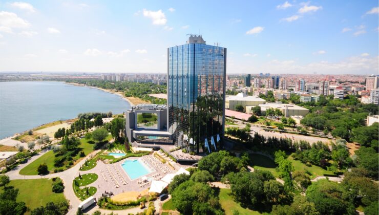Yeni Yıl Coşkusu, Sheraton İstanbul Ataköy Hotel’de Yaşanacak