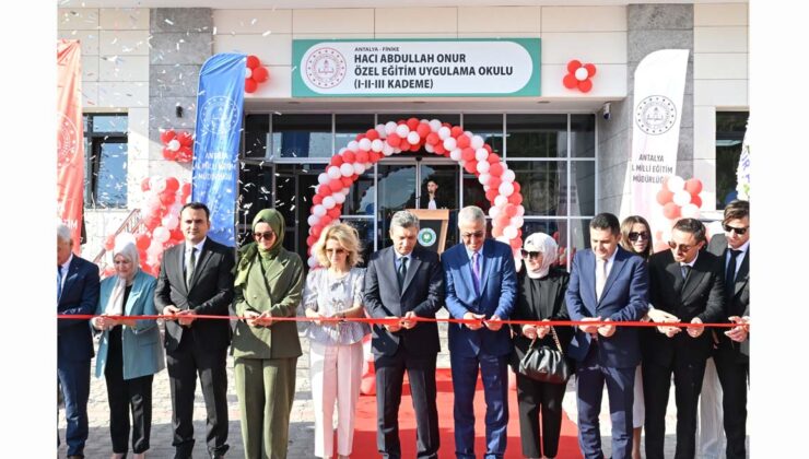 Finike’de Eğitime Çifte Yatırım