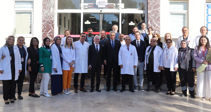 ‘Hastalık Bakanlığı Değil, Sağlık Bakanlığıyız’