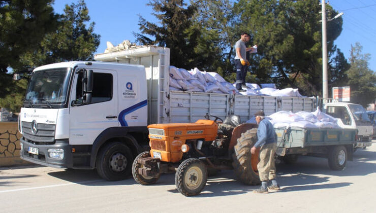 Büyükşehir’den Üreticilere Süt Yem Desteği