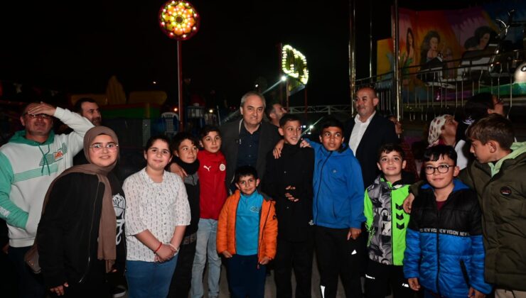 Kepez’de Ramazan Heyecanı Kent Meydanı’nda Yaşanıyor
