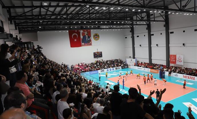 Voleybolun Kalbi Alanya’da Atacak