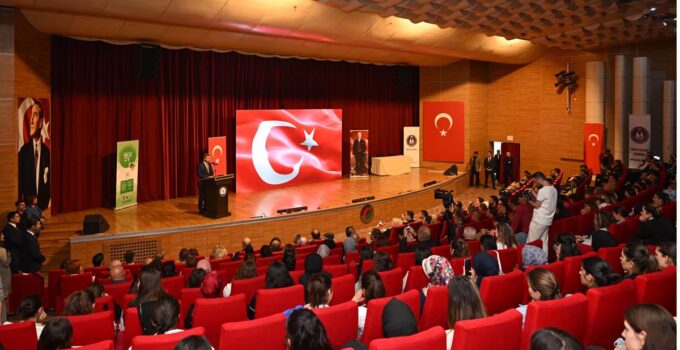 Antalya’da En İyi Narkotik Polisi Anneler Oluyor