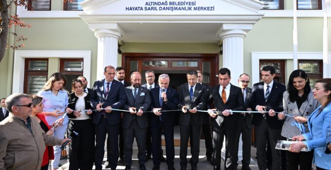 “Hayata Sarıl Danışmanlık Merkezi” Hizmete Açıldı