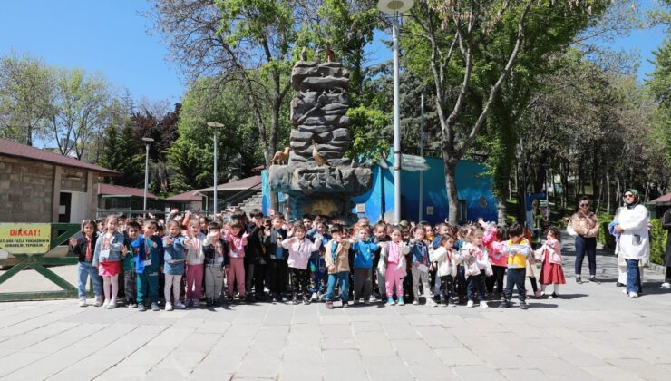 Minikler Evcil Hayvan Parkı’nda