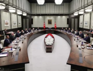Kabine Toplanıyor; Gündemde Bayram Süreci Var