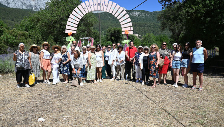 Kemer’de “Mor Turizm” Başladı