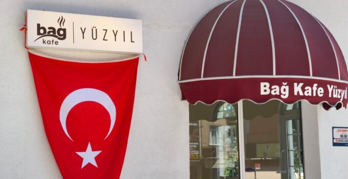Cumhurbaşkanı Erdoğan’ın Bayrak Çağrısı Bağcılar’da Karşılık Buldu