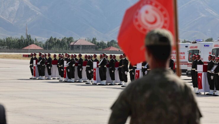 Şehitler Törenle Memleketlerine Uğurlandı