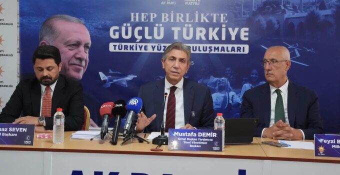 Demir, Bingöl’de “Türkiye Yüzyılı Buluşmaları” Programında Konuştu
