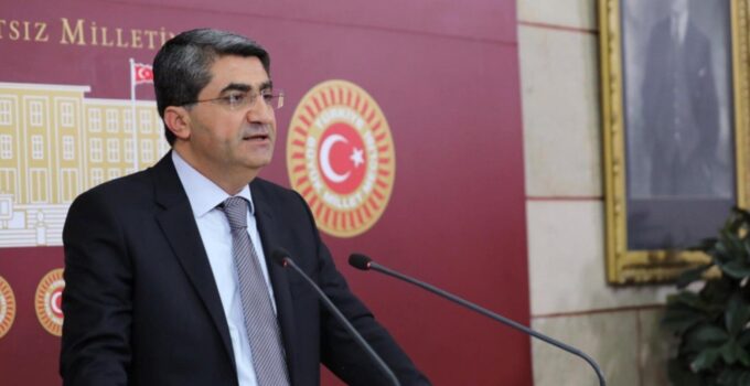 Ekmen’den Batman Çayı’ndaki Balık Ölümleri İçin Soru Önergesi