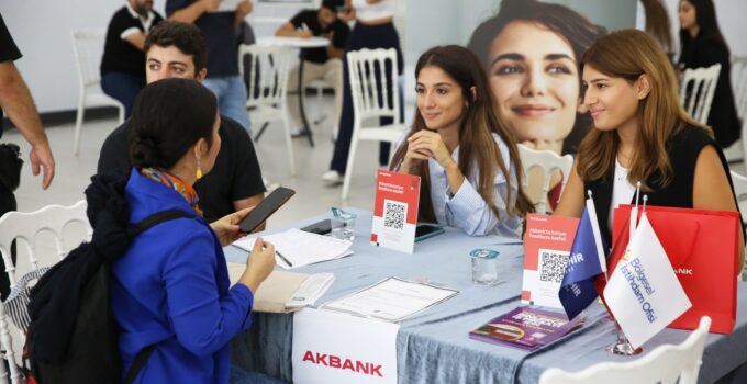 İBB İstihdam Ofisi ve ESİM, İş Arayan Vatandaşlara Umut Olmaya Devam Ediyor