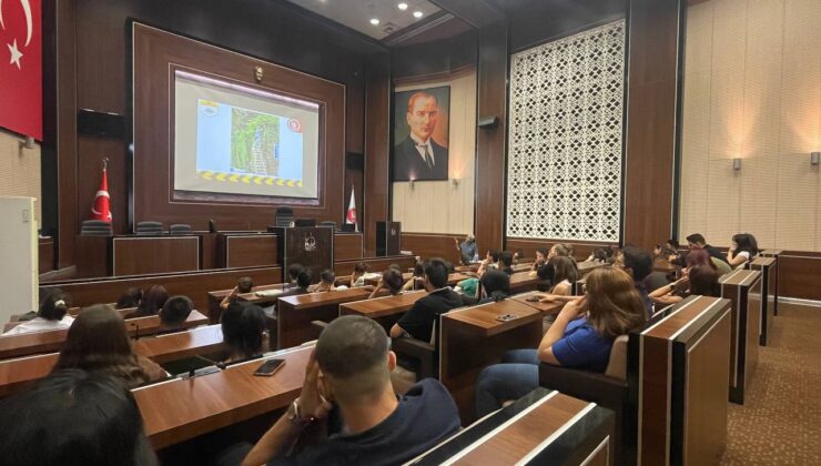 Keçiören’de Stajyer Öğrencilere İş Güvenliği Eğitimi