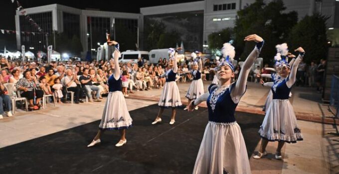 Muratpaşa’da Renkli Buluşma