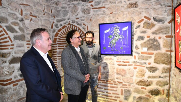 “Kain’at” Sergisinin Açılış Galası Tarihi Hamamda Gerçekleşti