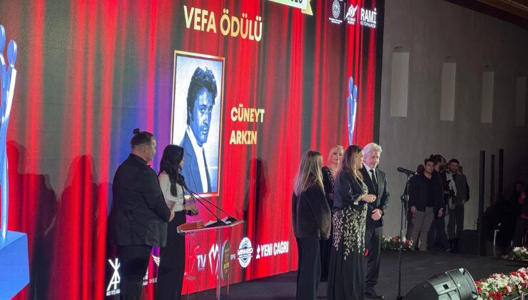 Filmsan 2. Sinema Dizi Ödülleri Sahiplerini Buldu