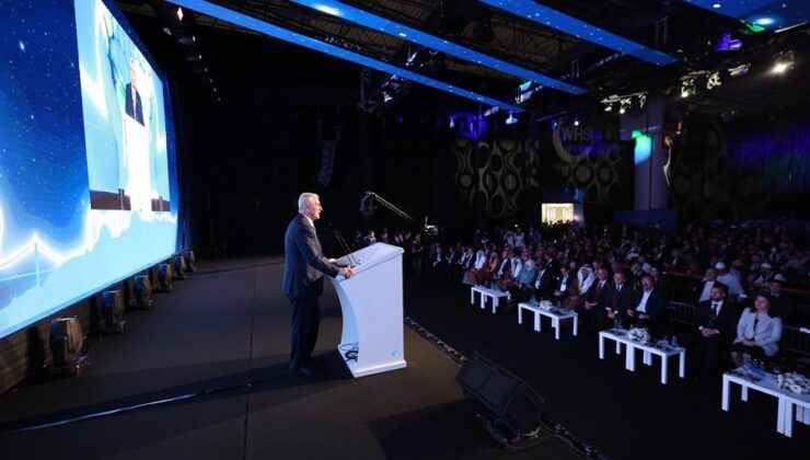 Ticaret Bakanı Bolat, 11. Dünya Helal Zirvesi ve Helal Expo’nun Açılışında Konuştu