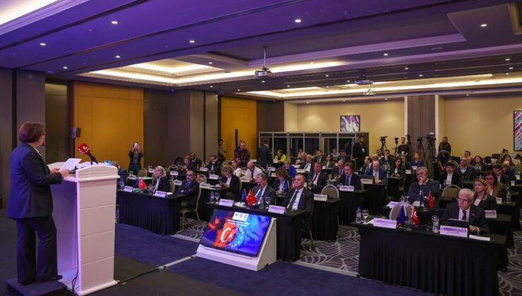 AB Bölgeler Komitesi 3. Türkiye Çalışma Grubu Toplantısı Maltepe’de Yapıldı