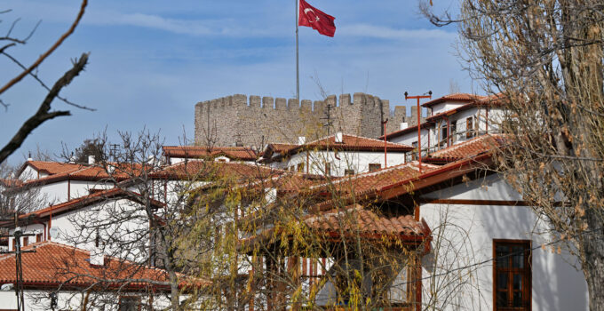 240 Yapı Tarihsel Dokusuyla Ankara’ya Yeniden Kazandırıldı