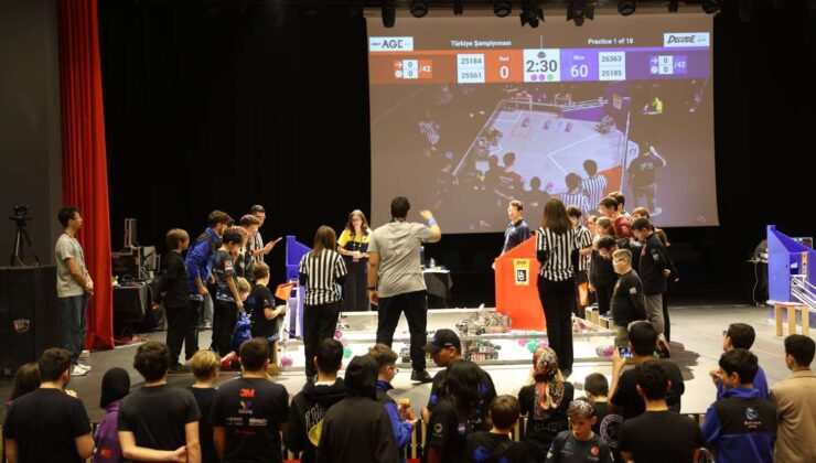 Ataşehir’de Gençler Robotik Ve İnovasyonla Buluştu