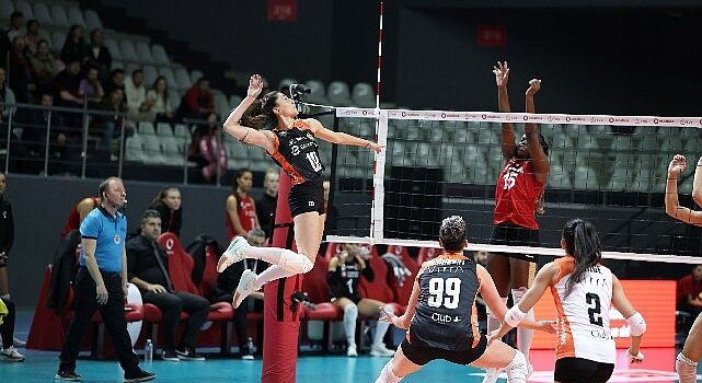 EczacıbaşI Dynavit’ten, THY Deplasmanında Galibiyet