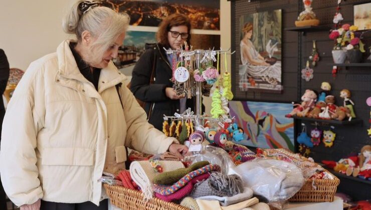 İstanbul Vakfı Yeni Yıl Alışveriş Şenliği Başladı