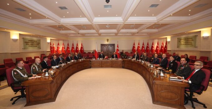 Türkiye Cumhuriyeti Hükümeti ile Polonya Cumhuriyeti Hükümeti Arasında Savunma Alanında İş Birliği Anlaşması İmzalandı