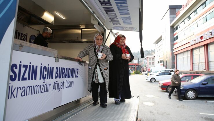 Eyüpsultan Belediyesi’nden Soğuk Kış Günlerinde Sıcak Çorba İkramı