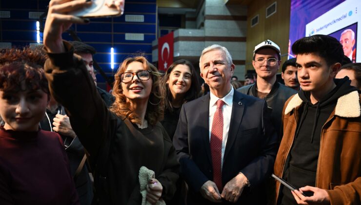 “Gençlerin Aklına İhtiyacım Var”