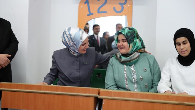 Kamuda 13 Bin 385 Görme Engelli Vatandaş İstihdam Edildi