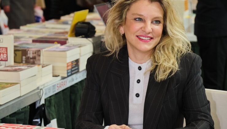 Tuğçe Tatari’nin Gençler Nereye Kitabı Raflarda!