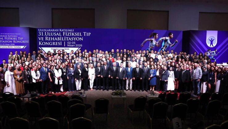 Bakan Memişoğlu 31. Ulusal Fiziksel Tıp ve Rehabilitasyon Kongresi’ne Katıldı