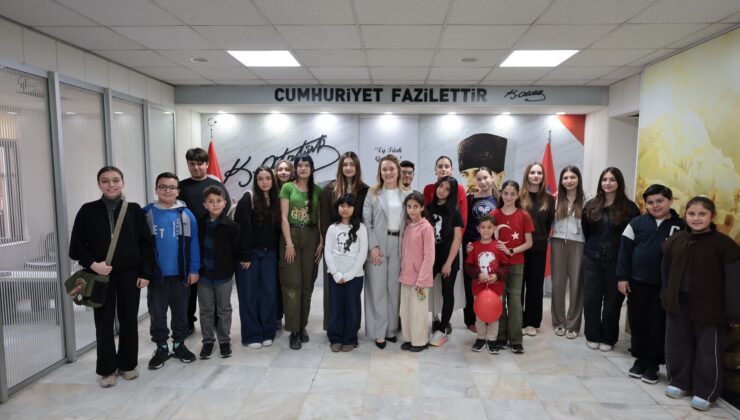 Başkan Mutlu 23 Nisan’da Çocuk Meclisi’ni Konuk Etti