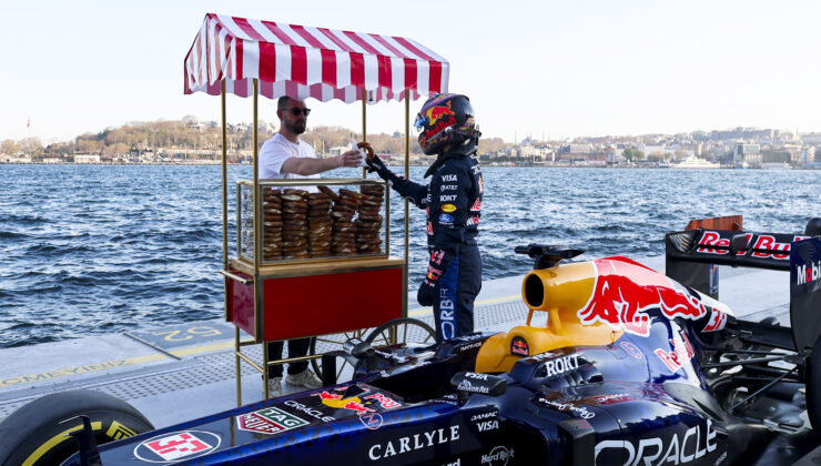 Oracle Red Bull Racing Aracı, 5 Yıl Aradan Sonra İstanbul Sokaklarına Geri Döndü