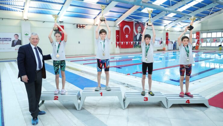 Osmangazi Yüzme Şenliği Coşkuyla Tamamlandı