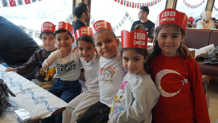 Şehir Hatları 23 Nisan’ı Boğaz Turuyla Kutladı