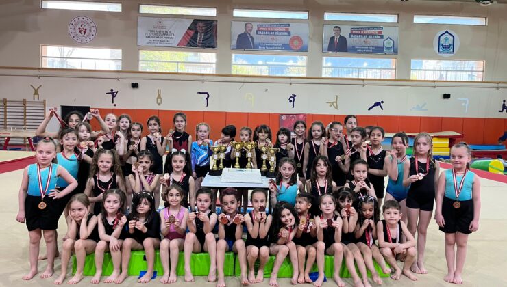 TBMM KUPASI’na Yıldırım Damgası