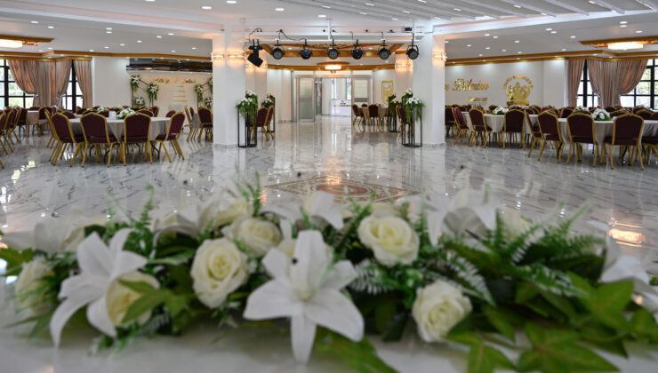 Ankara Büyükşehir Belediyesi Gençlerin En Mutlu Gününde Yanında