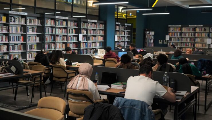 Çayırova’da Kitap Kahveler Sınava Kadar 7/24 Açık